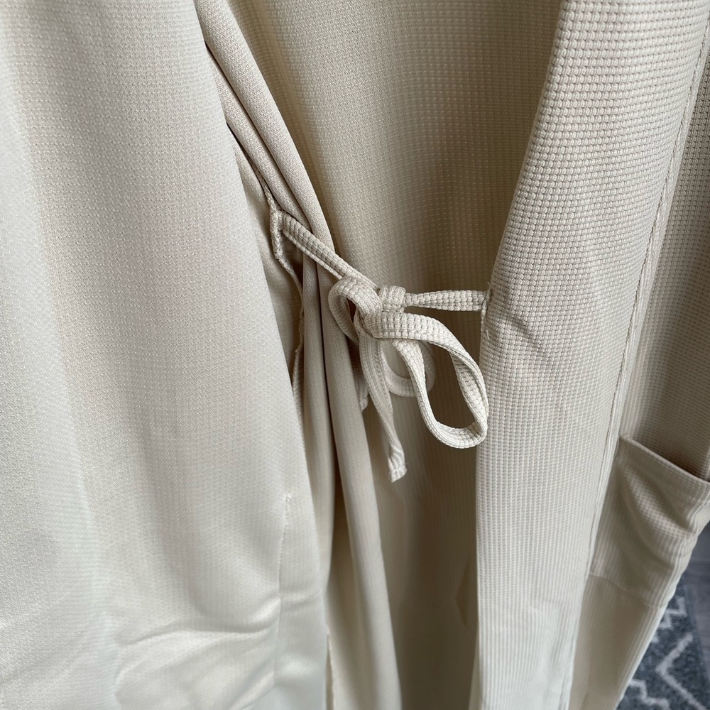 Cream Women's Robe - Picture 6 of 12